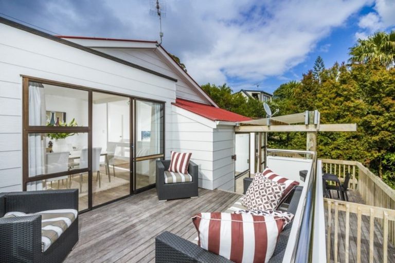 Photo of property in 42 Archers Road, Glenfield, Auckland, 0629