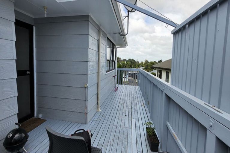 Photo of property in 1/175 Bradbury Road, Highland Park, Auckland, 2010