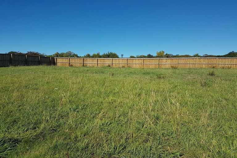 Photo of property in 28 Sarikei Avenue, Northwood, Christchurch, 8051