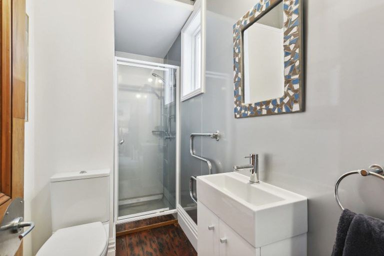 Photo of property in 206 Tinakori Road, Thorndon, Wellington, 6011