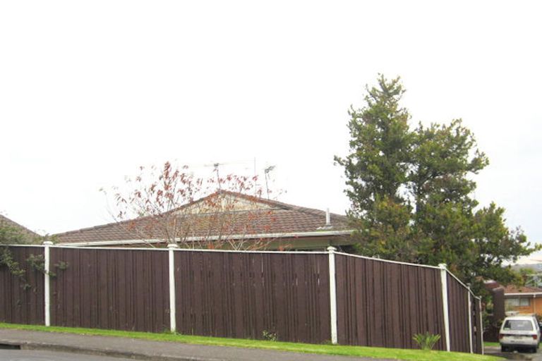 Photo of property in 27a Pigeon Mountain Road, Half Moon Bay, Auckland, 2012