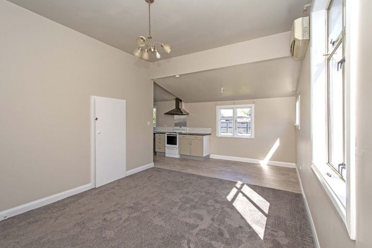 Photo of property in 16 Newcastle Street, Phillipstown, Christchurch, 8011