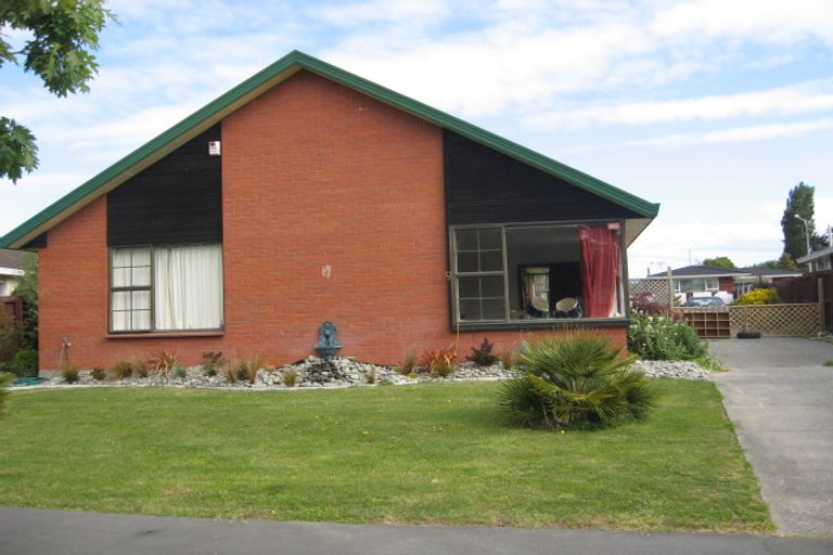 Photo of property in 9 Brogar Place, Casebrook, Christchurch, 8051
