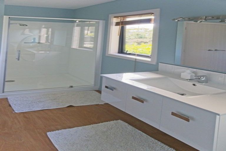 Photo of property in 20 Timsfield Drive, Lake Hawea, Wanaka, 9382