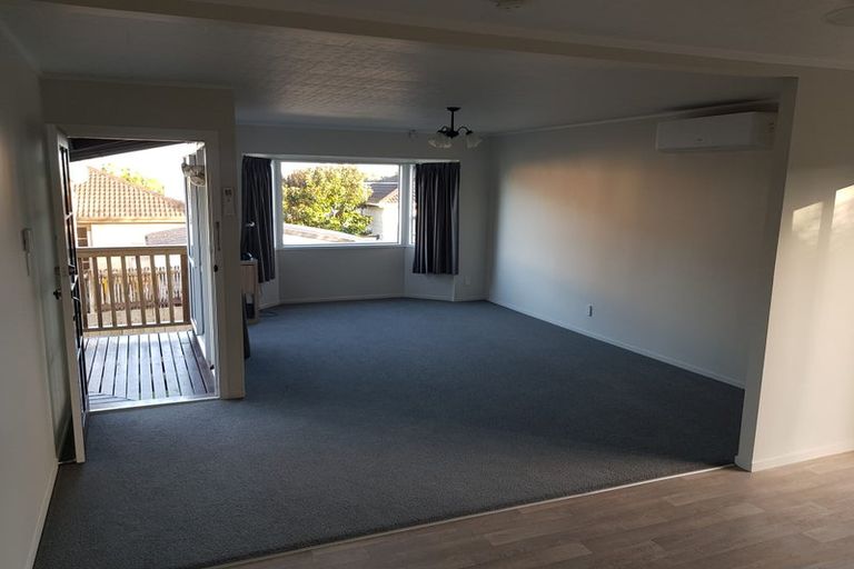 Photo of property in 6 Felicity Place, Unsworth Heights, Auckland, 0632