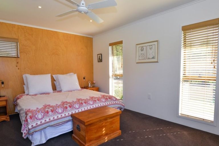 Photo of property in 33 Montana Road, Bridge Pa, Hastings, 4175