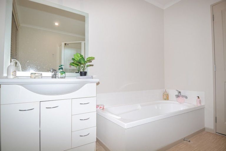 Photo of property in 40 Catherine Street, Windsor, Invercargill, 9810