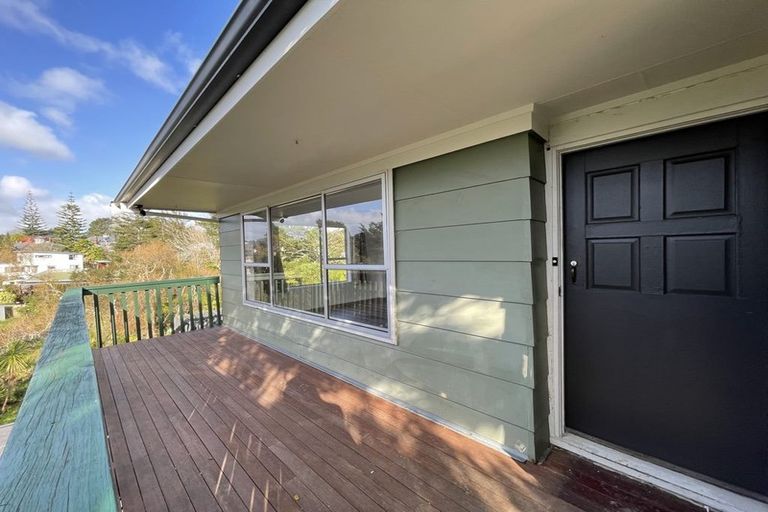 Photo of property in 14 Withers Road, Glen Eden, Auckland, 0602