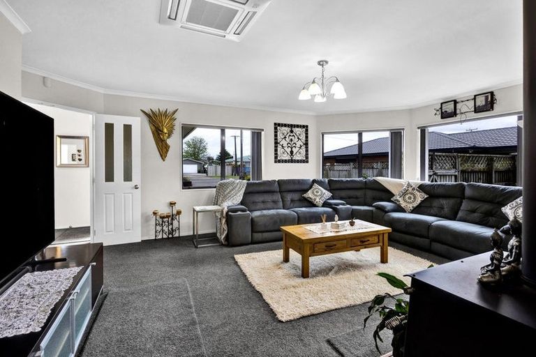 Photo of property in 12 Fantham Street, Hawera, 4610