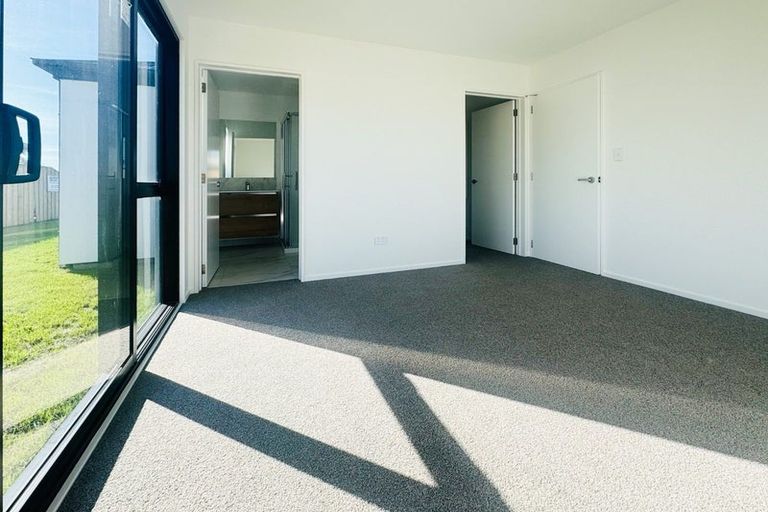 Photo of property in 80 Awatea Road, Hornby, Christchurch, 8025