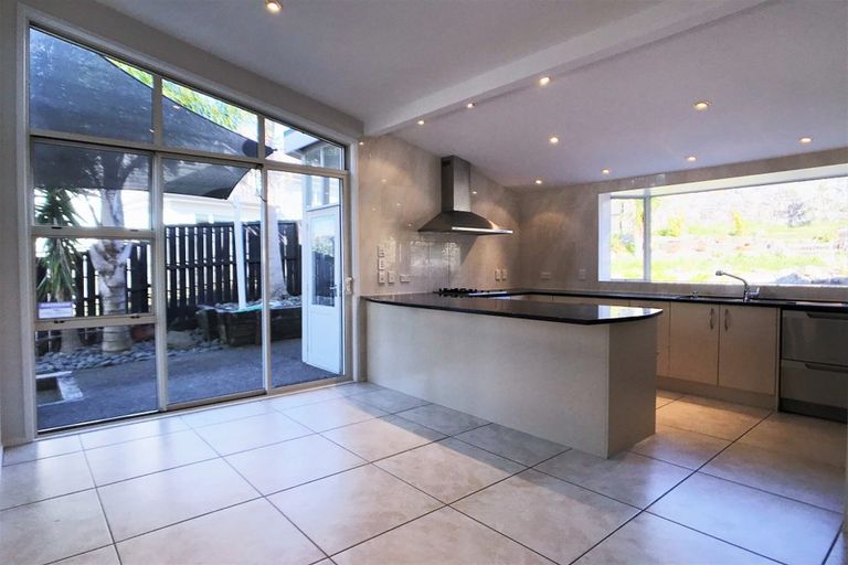 Photo of property in 88 Schnapper Rock Road, Schnapper Rock, Auckland, 0632
