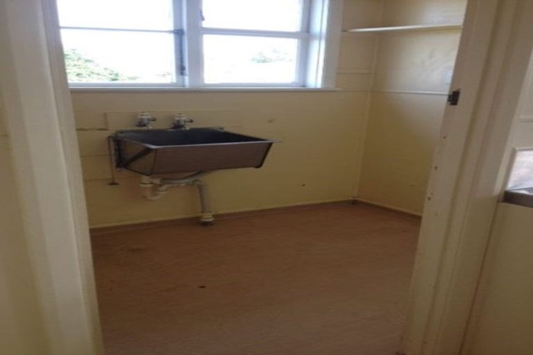 Photo of property in 5-7 Esk Street, Roslyn, Palmerston North, 4414