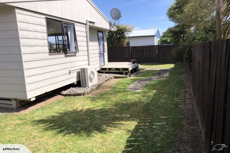 Photo of property in 15a Dalwood Grove, Highbury, Palmerston North, 4412