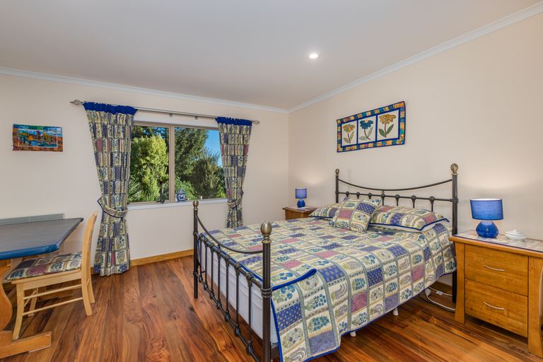 Photo of property in 206 Te Toiroa Road, Ngunguru, Whangarei, 0173