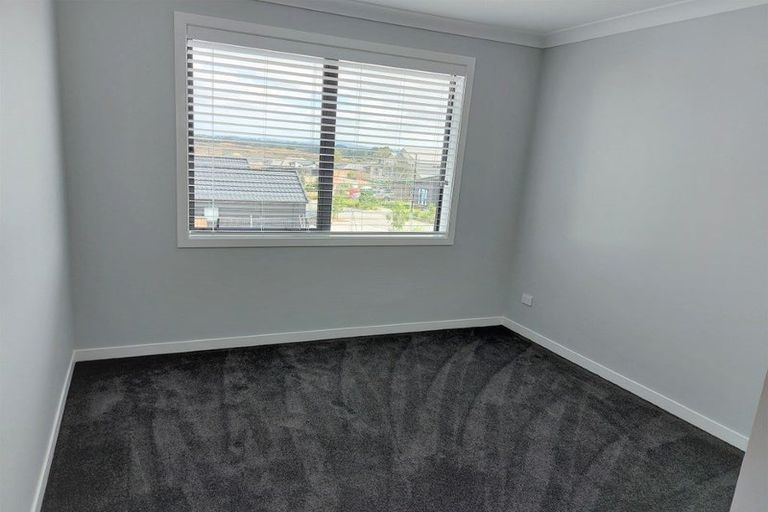 Photo of property in 9 Buddle Road, Paerata, 2124