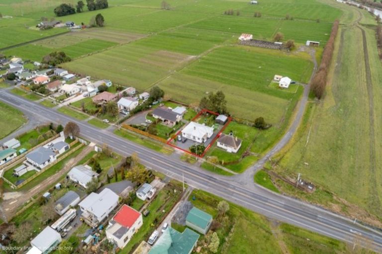 Photo of property in 10 Orchard East Road, Ngatea, 3503