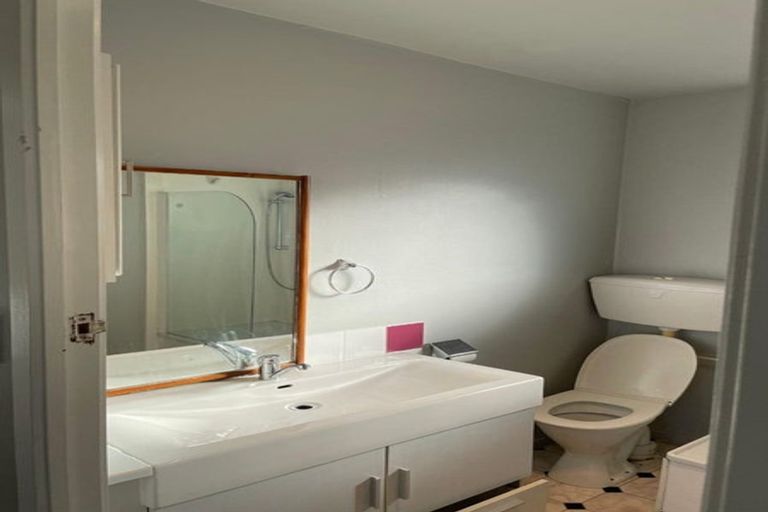 Photo of property in 2/471 Worcester Street, Linwood, Christchurch, 8011