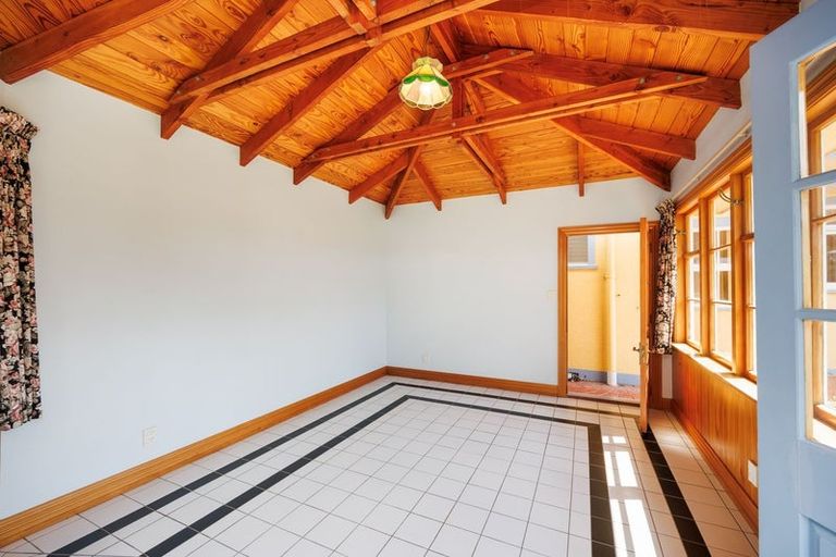 Photo of property in 311 Ruahine Street, Terrace End, Palmerston North, 4410