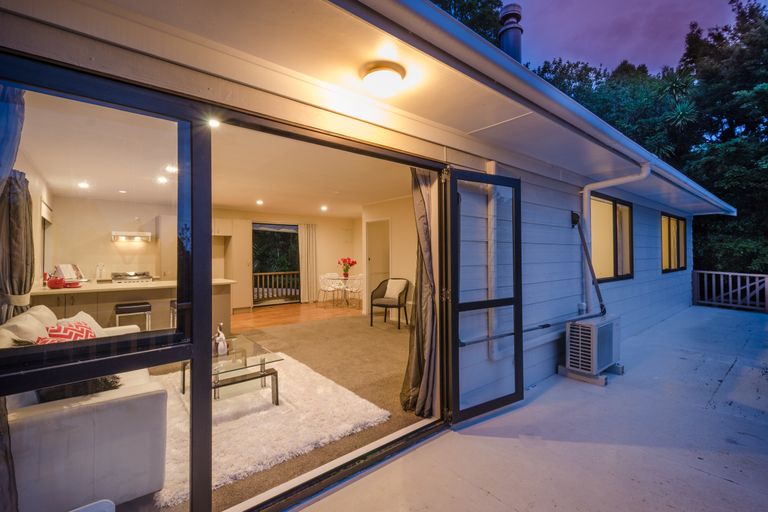 Photo of property in 94 Hinau Road, Waimauku, 0881