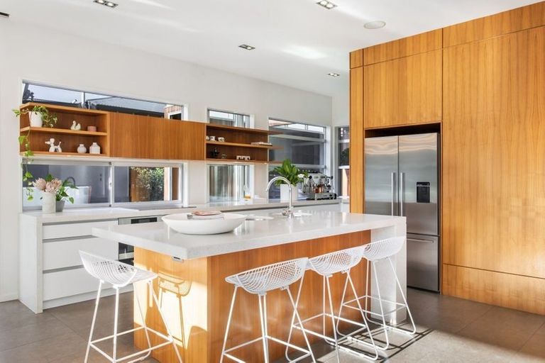 Photo of property in 53 Hawthorne Street, Strowan, Christchurch, 8052