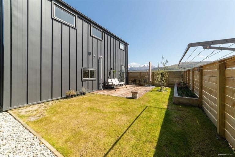 Photo of property in 6 Polperro Court, Jacks Point, Queenstown, 9371