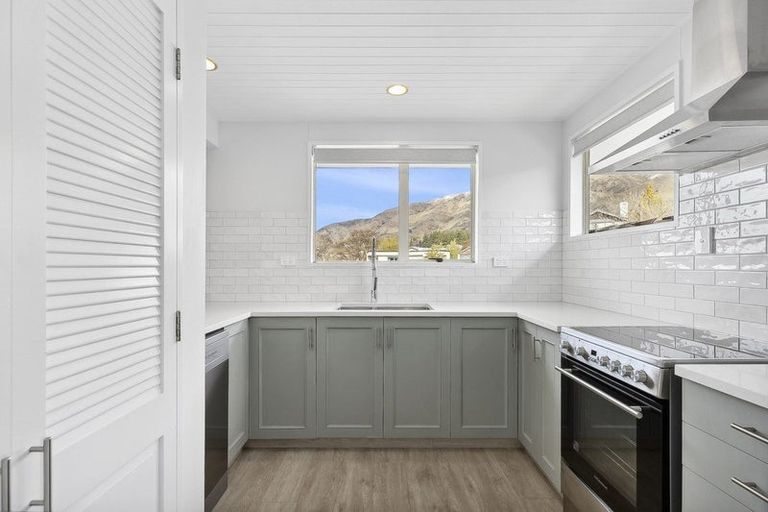 Photo of property in 64b Bills Way, Wanaka, 9305