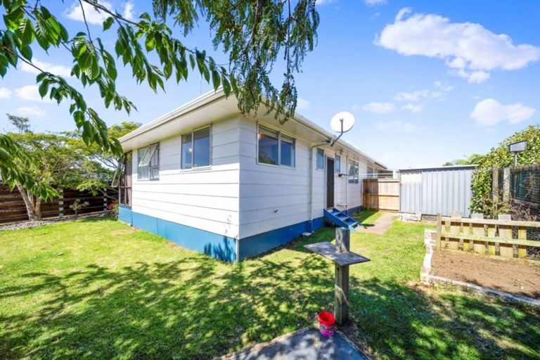Photo of property in 2/6 Glamis Avenue, Bell Block, New Plymouth, 4312
