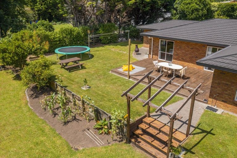 Photo of property in 35 Wood Leigh, Paraparaumu Beach, Paraparaumu, 5032