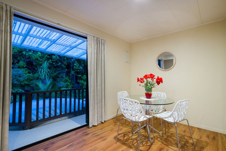 Photo of property in 94 Hinau Road, Waimauku, 0881