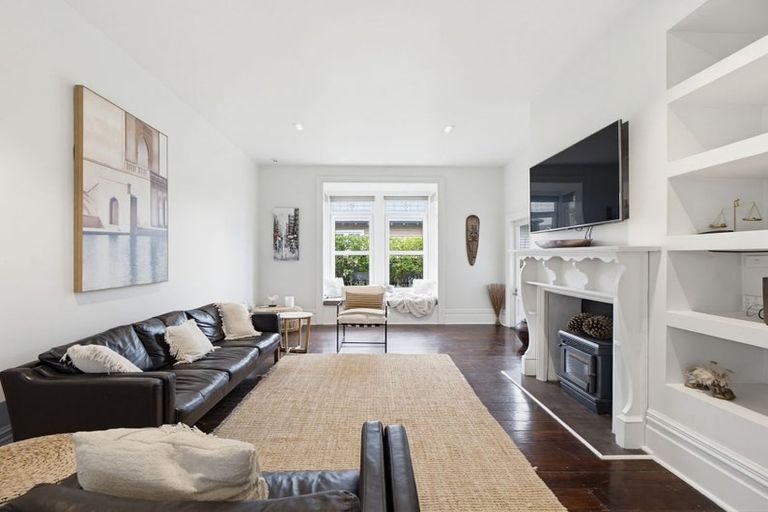 Photo of property in 92 Warrington Street, Mairehau, Christchurch, 8013