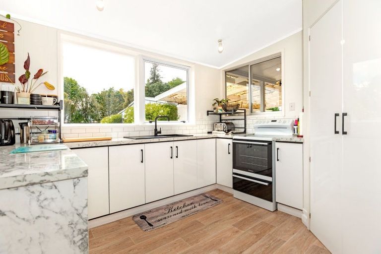 Photo of property in 21 Main Road, Makaraka, Gisborne, 4010