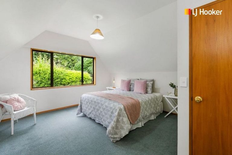 Photo of property in 10 Calvert Place, Shiel Hill, Dunedin, 9013