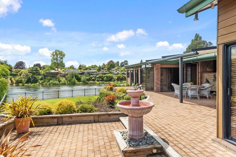 Photo of property in 21 Arcus Street, St Andrews, Hamilton, 3200