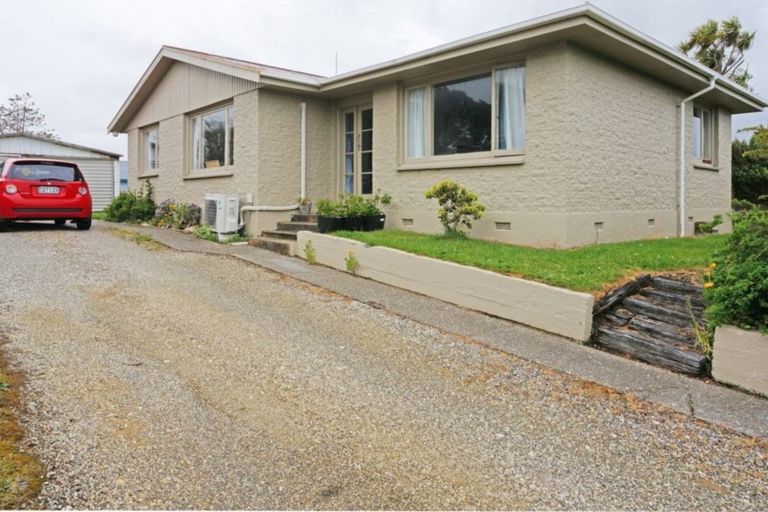 Photo of property in 46 Iona Street, Strathern, Invercargill, 9812