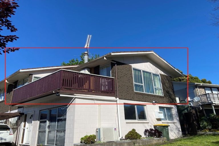 Photo of property in 21 Castleford Street, Green Bay, Auckland, 0604