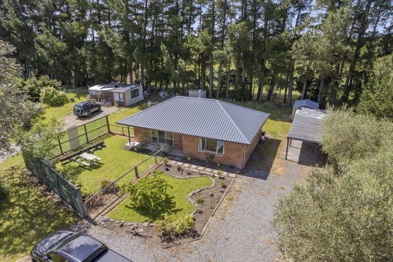 Photo of property in 1147 Tram Road, Swannanoa, Rangiora, 7476