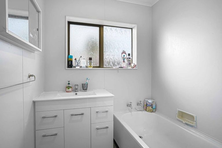 Photo of property in 1 Cambria Street, The Wood, Nelson, 7010