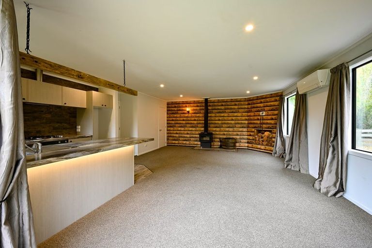 Photo of property in 28 Grove Avenue, Weston, Oamaru, 9401