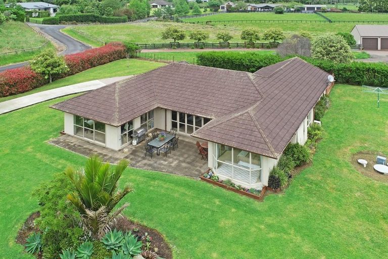 Photo of property in 57 Old Barn Road, Opaheke, Papakura, 2584