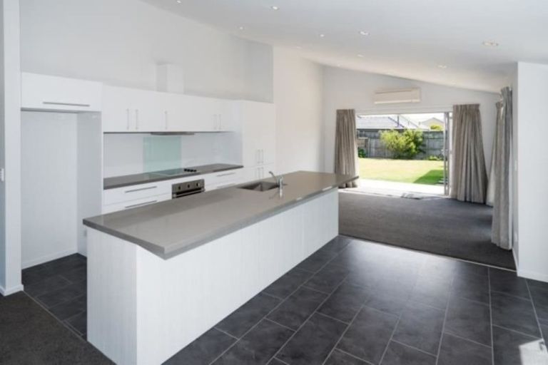 Photo of property in 3 Moyna Avenue, Dallington, Christchurch, 8061