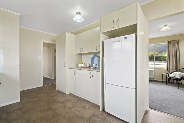 Photo of property in 40 Norfolk Street, Wainuiomata, Lower Hutt, 5014