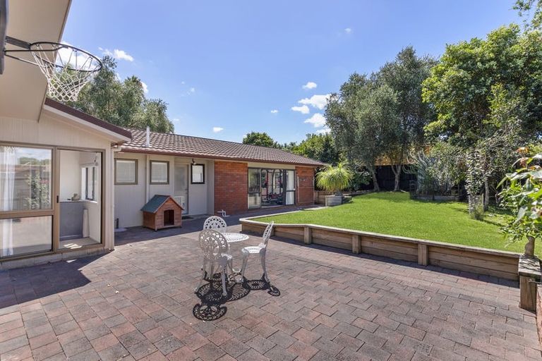 Photo of property in 66 Sunderlands Road, Half Moon Bay, Auckland, 2012