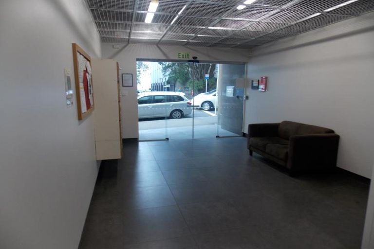 Photo of property in Hume House, 10/152 The Terrace, Wellington Central, Wellington, 6011