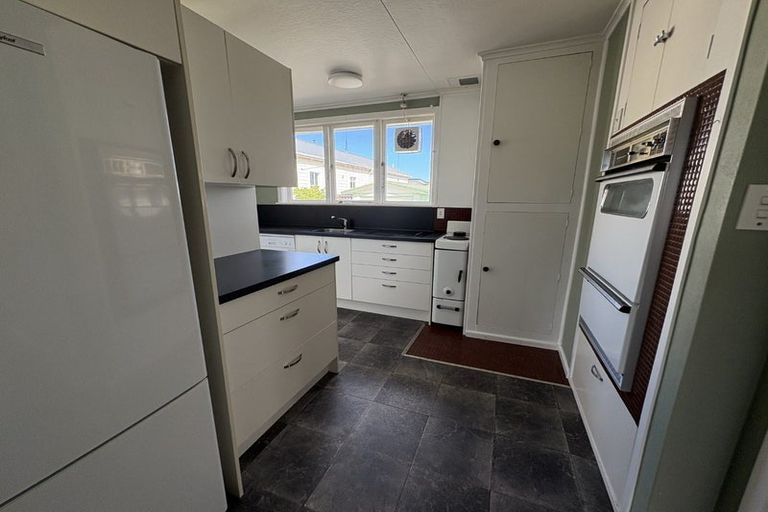 Photo of property in 7 Bowling Road, Greenmeadows, Napier, 4112