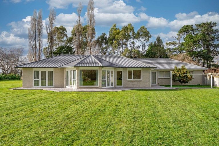 Photo of property in 137 Kent Street, Carterton, 5713