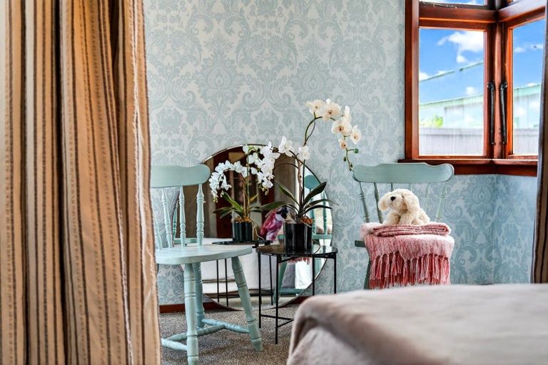 Photo of property in 106 Lincoln Road, Masterton, 5810