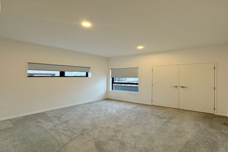Photo of property in 20c Gilliam Street, New Lynn, Auckland, 0600