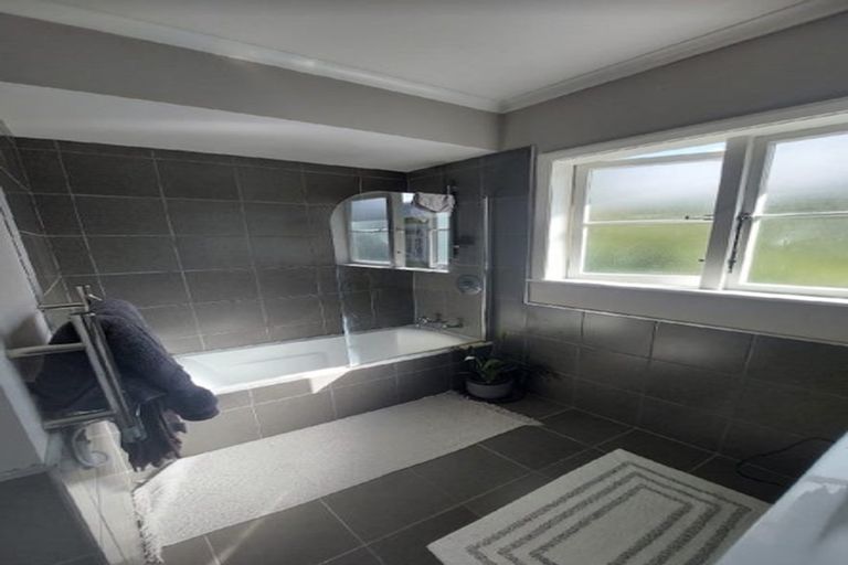 Photo of property in 16 York Street, Feilding, 4702