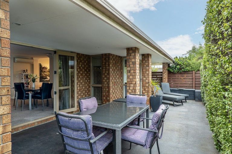 Photo of property in 107 Inwoods Close, Parklands, Christchurch, 8083