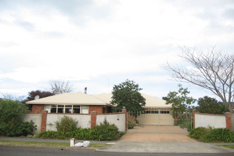 Photo of property in 59 Whiting Crescent, Greenmeadows, Napier, 4112